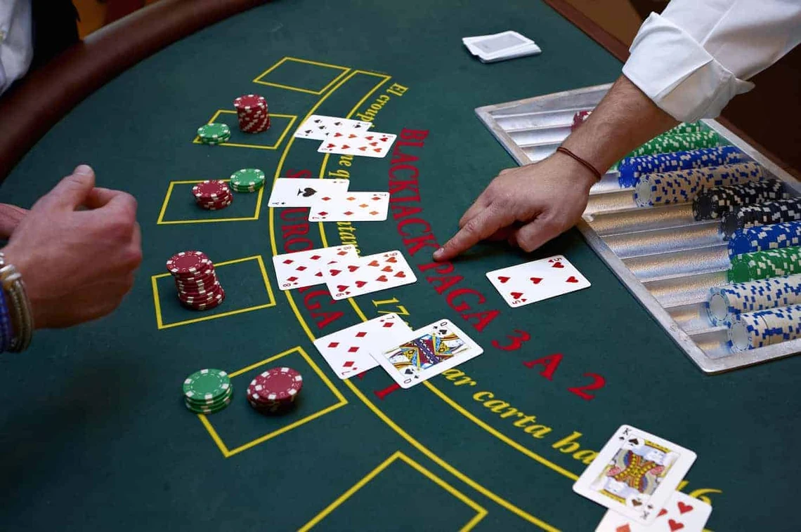 Blackjack-Table-Game