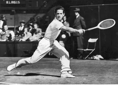 Triple Win at Wimbledon - Riggs’ Biggest Wins